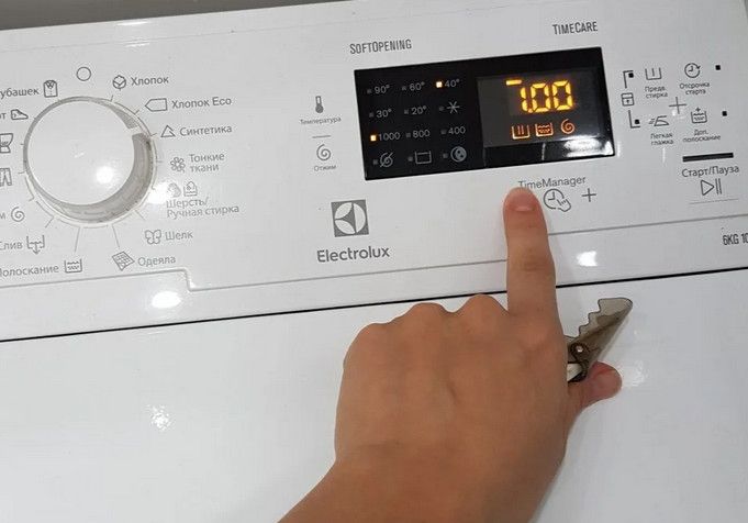 Почему стиральная машина не набирает обороты при отжиме